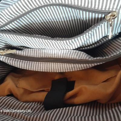 Large handbag - Briefcase like duffle Great for teachers and Office employees!