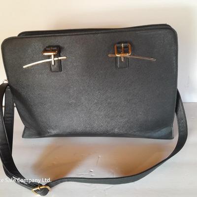 Large handbag - Briefcase like duffle Great for teachers and Office employees!