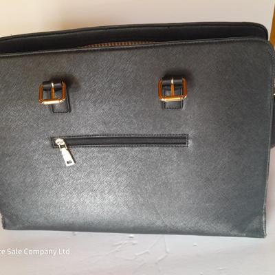 Large handbag - Briefcase like duffle Great for teachers and Office employees!
