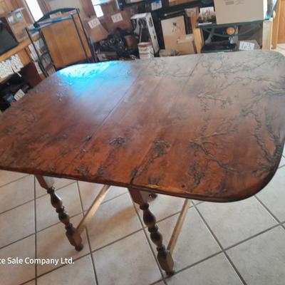 STUNNING Custom one of a kind Lichtenberg fractal burned GLOW IN THE DARK dining room table with leaf.