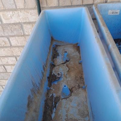 Metal greenhouse frame / Shelf with planters