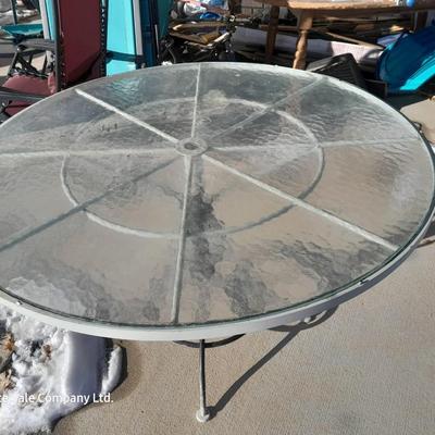 47" Glass topped metal frame patio table