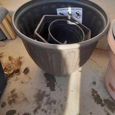 Assortment of flowerpots