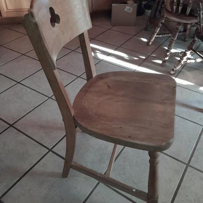 Solid wood Antique chair with indented seat for bottom