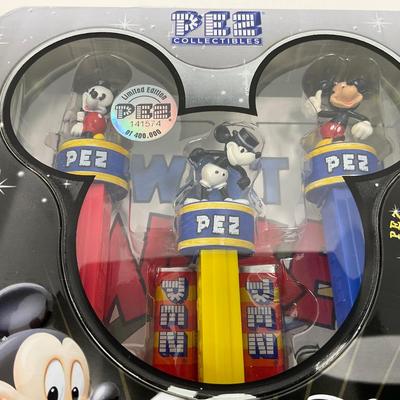 -134- COLLECTIBLE | Disney Mickey Mouse 80 Years Pez Tin