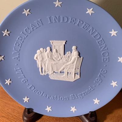 Wedgwood Bicentennial 8â€ Jasperware Plates