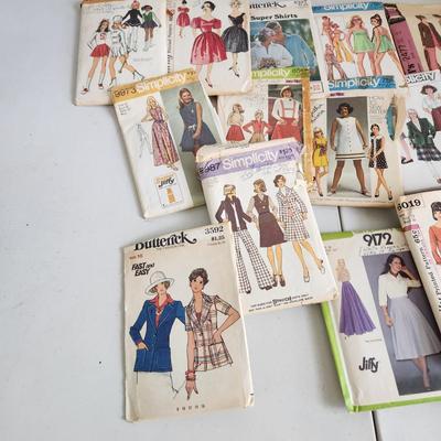 Large lot of Vintage Sewing Patterns Butterick, McCall, Simplicity