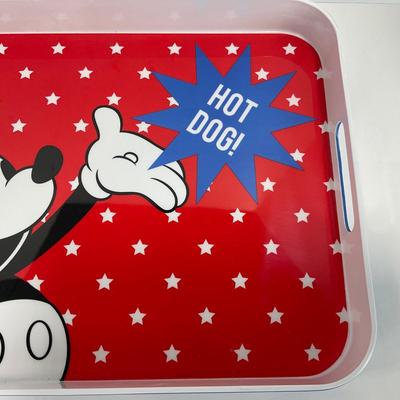 -144- KITCHEN | Mickey Mouse Tray & Oven Mitts