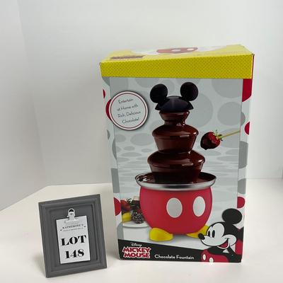-148- KITCHEN | Mickey Mouse Chocolate Fountain NWT