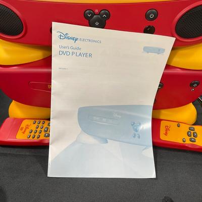 -153- COLLECTIBLE | Disney Mickey Mouse Classic 13â€ Color TV & DVD Player