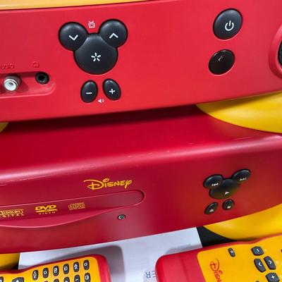 -153- COLLECTIBLE | Disney Mickey Mouse Classic 13â€ Color TV & DVD Player