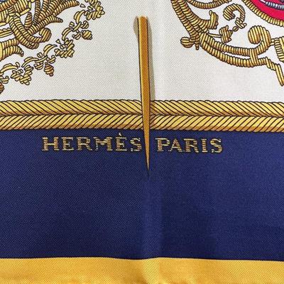 144 Authentic HERMÃˆS Carre 90 Silk Scarf Les Armes de Paris by Hugo Grygkar 1954