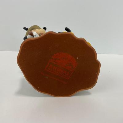 -166- CLOCK | Animal Kingdom â€œBig Dig In The Boneyardâ€ Clock Figure
