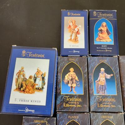 Lot of 13 Fontanini by Roman Nativity Figurines & Palm Trees