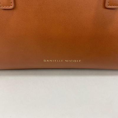 -173- FASHION | Danielle Nicole Disney Mickey Mouse Purse NWT