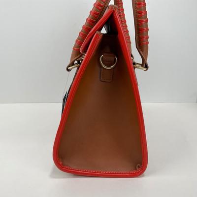 -173- FASHION | Danielle Nicole Disney Mickey Mouse Purse NWT