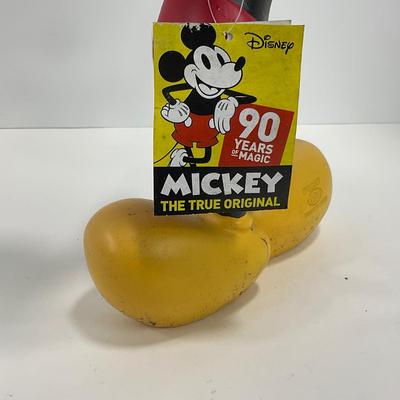 -196- GARDEN | Mickey Solar Motion Garden Statue