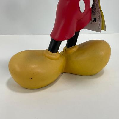 -196- GARDEN | Mickey Solar Motion Garden Statue