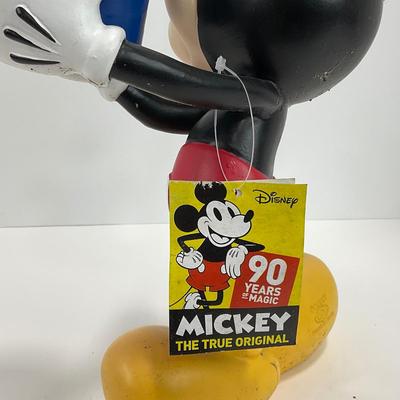 -196- GARDEN | Mickey Solar Motion Garden Statue