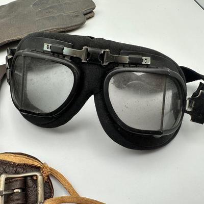 WW2 Leather Flight Helmet, Gloves & Goggles