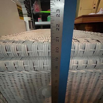 WHITE WICKER CHEST