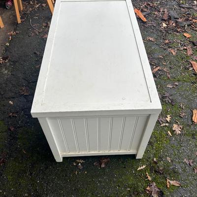 Shabby chic, storage chest