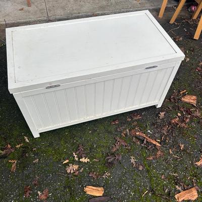 Shabby chic, storage chest