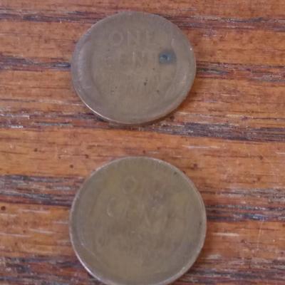 LOT 105 TWO OLD LINCOLN PENNIES