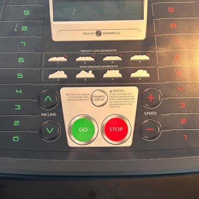Gold's Gym Trainer 410 Treadmill, never used, working