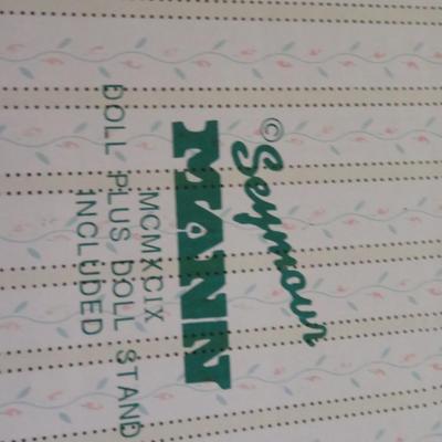 Vintage Seymour Mann Connoisseur Collection Doll , MCMXCIX - NIB COA