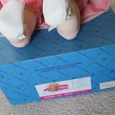 Madam Alexander "Puddin" in a box New Old Stock 15"