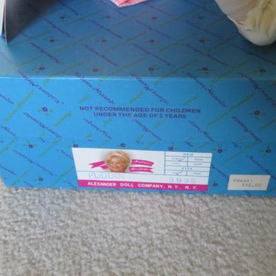 Madam Alexander "Puddin" in a box New Old Stock 15"