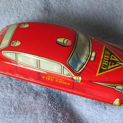 Vintage Marx Tin Litho Friction Official Fire Chief FD Plate