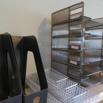 Desk Top Organizer Stackable 6 Tier Black Plastic Desk Organizer Tray Set, All Seen In Photos.