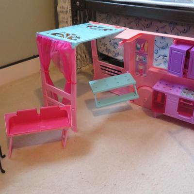 Barbie Sisters Deluxe Camper Rv Fold Out Motorhome - as seen