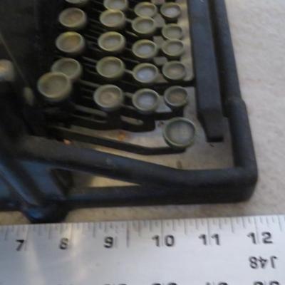 Antique Underwood All Caps Desktop Typewriter Working w Needs Ink
