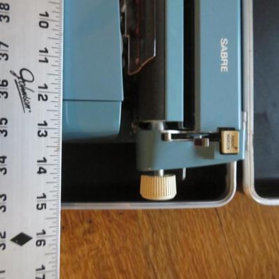 1970s Royal Sabre Portable Typewriter BLUE Working with Hard Case