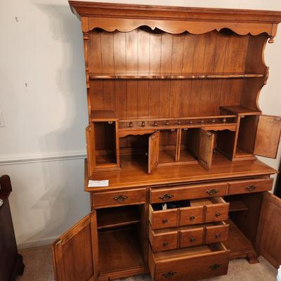 Solid Wood 2 Piece China Hutch 55x20x76