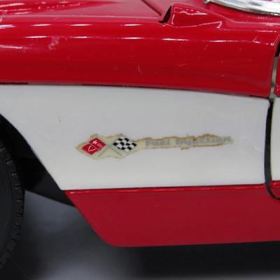 Burago Red Classic Car Chevrolet Corvette 1957 Made in Italy 1/18 Scale Model