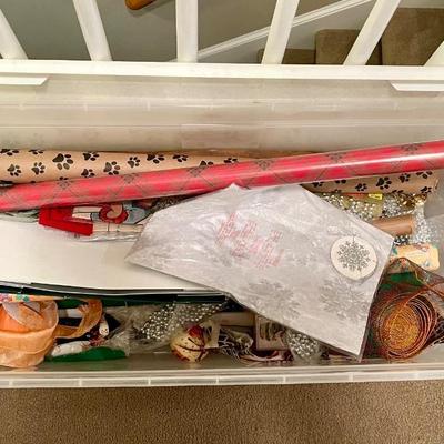 Holiday decoration lot with trunk