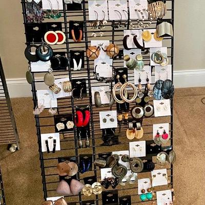80â€™s- now pierced earring lot