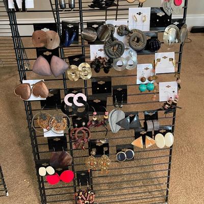 80â€™s- now pierced earring lot
