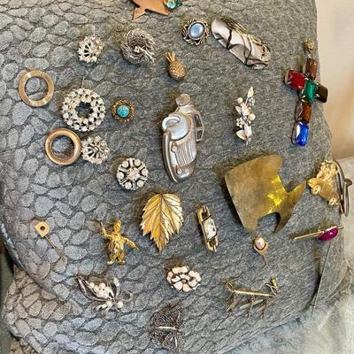 Brooch lot two