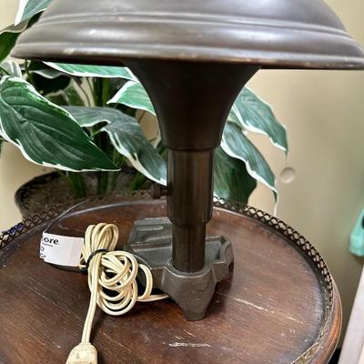 Antique 1920's Art Deco lamp with mushroom shade