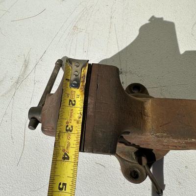 Craftsman Bench Vise
