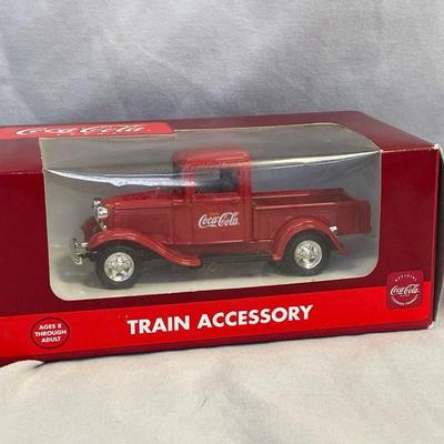 Coca Cola Diecast 1930s Nostalgic Truck Train Accessory