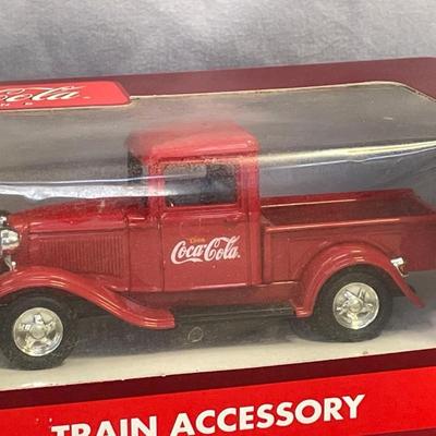 Coca Cola Diecast 1930s Nostalgic Truck Train Accessory