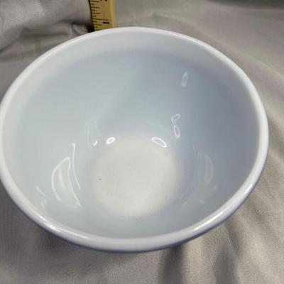 1986 Pyrex Blue Colonial Mist Mixing Bowl 401