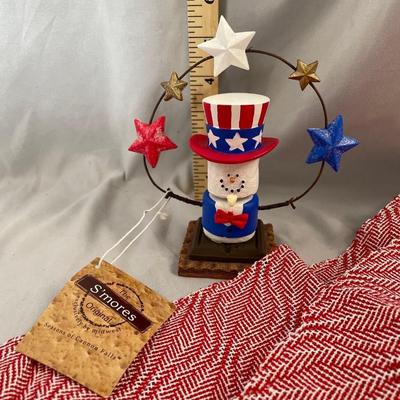 Patriotic Smores Figurine with Scarf