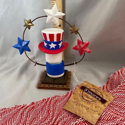 Patriotic Smores Figurine with Scarf